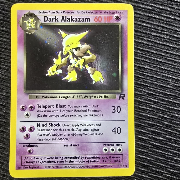 Pokemon Dark Alakazam 1/82 Team Rocket Holo Rare Base Set - Picture 1 of 2